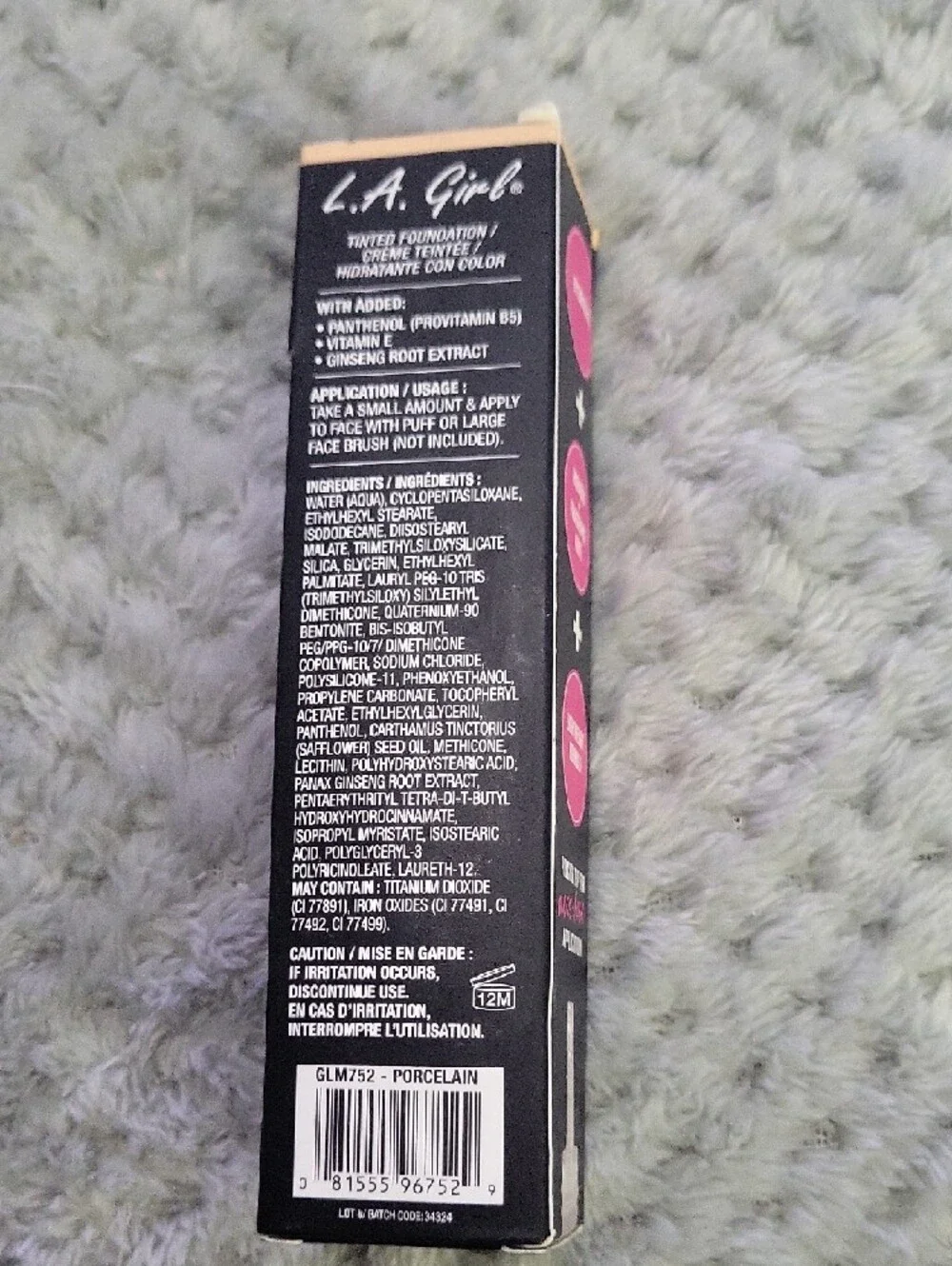 New La Girl Foundation – Porcelain
